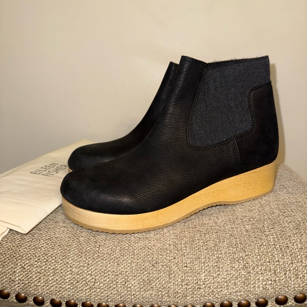 Eileen Fisher Words Oiled Nubuck Clog Bootie - Picture 9 of 10